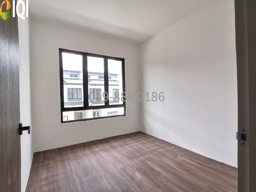 Boxhill 76 at 7th Mile  image