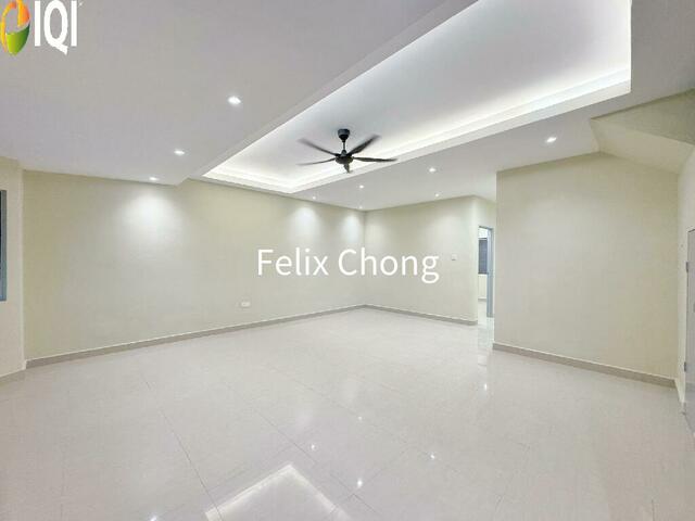 Skudai Baru 2 Sty Terrace,Jalan Timur,Unblock View,Renovated,Extend image