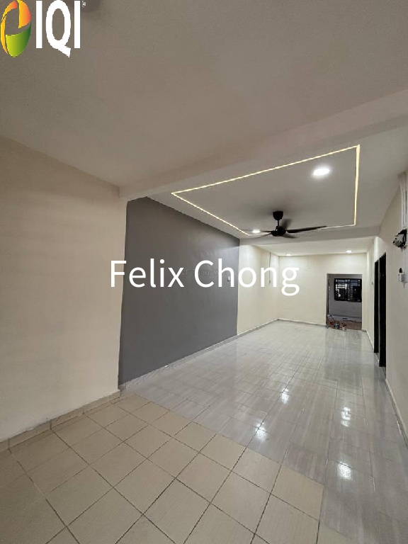 Taman Sri Pulai 1 Sty Low Cost,Jalan Pakis,Kangkar Pulai,Renovated image