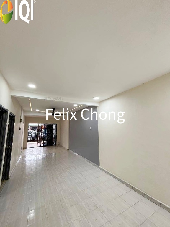 Taman Sri Pulai 1 Sty Low Cost,Jalan Pakis,Kangkar Pulai,Renovated image