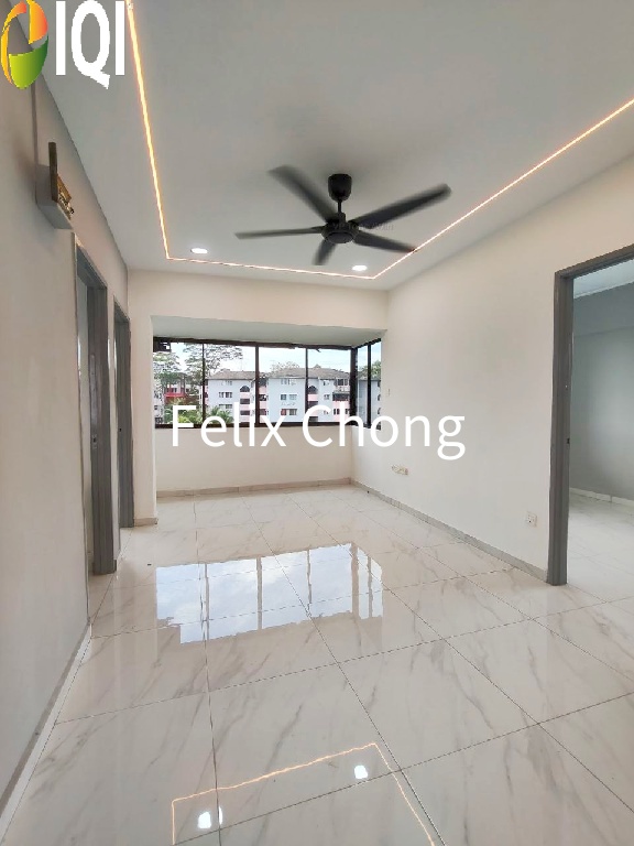 Taman Rinting Low Cost Flat,Jalan Balau,Masai,Renovated,High Floor image