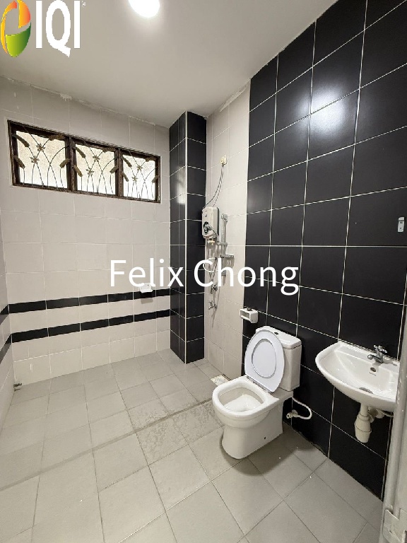 Taman Mutiara Mas Double Storey Cluster,Renovated,Skudai,Bumi Lot image