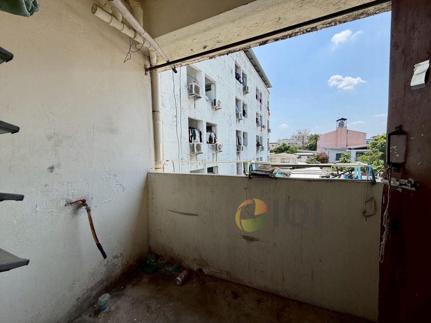 - For Sale: 4-story apartment building in Ladprao Soi 83, prime location near BTS Skytrain & Big C. image