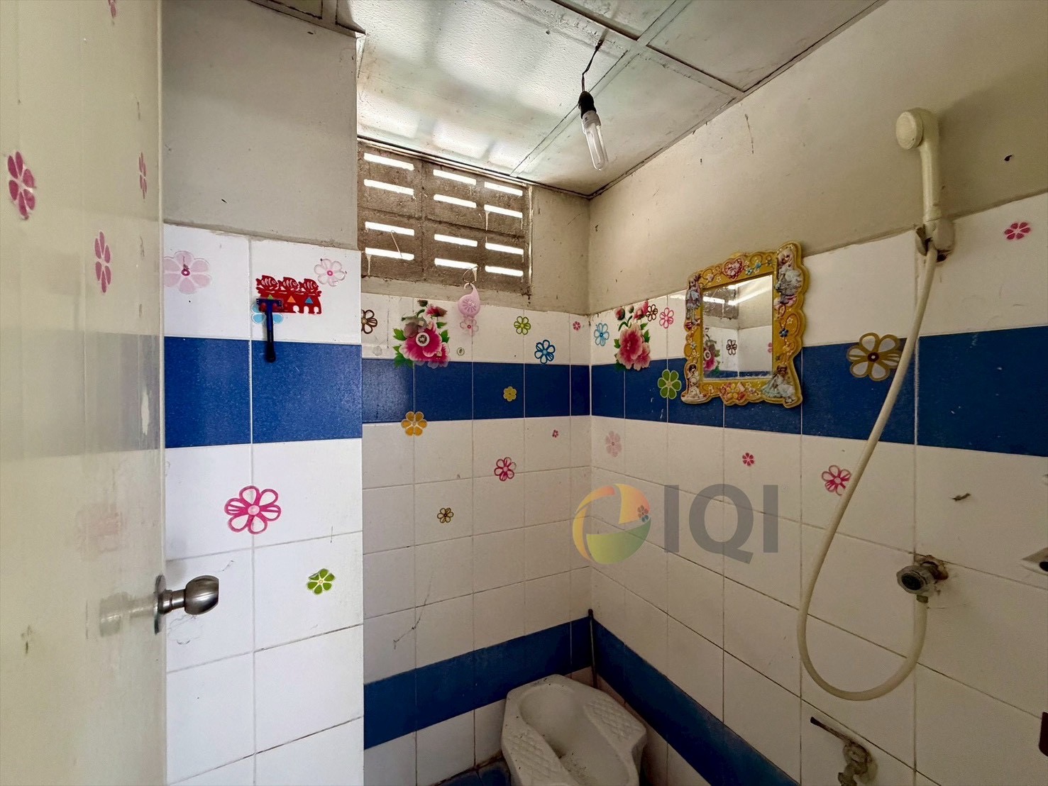 - For Sale: 4-story apartment building in Ladprao Soi 83, prime location near BTS Skytrain & Big C. image