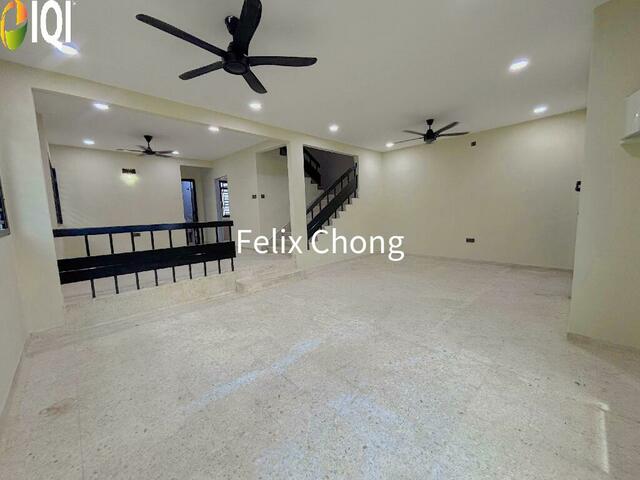 Taman Pelangi 2 Sty Semi D,Jalan Cermat,Johor Bahru,Jb Town,Full Loan image