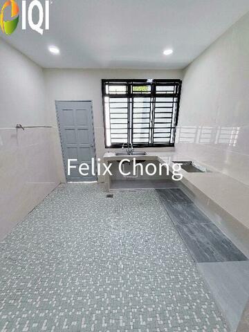 Taman Pelangi 2 Sty Semi D,Jalan Cermat,Johor Bahru,Jb Town,Full Loan image