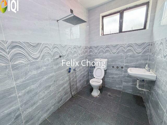 Taman Pelangi 2 Sty Semi D,Jalan Cermat,Johor Bahru,Jb Town,Full Loan image