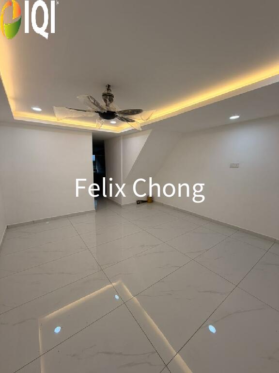 Permas Jaya Double Storey Low Cost,Renovated,Extend,Johor Bahru image