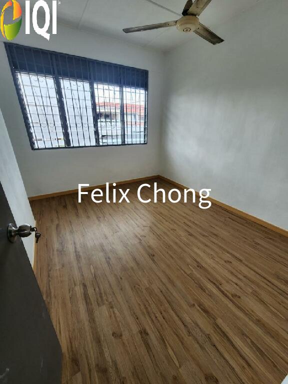 Taman Johor Jaya 2 Sty Low Cost,Jalan Seroja,Johor Bahru,Renovated image