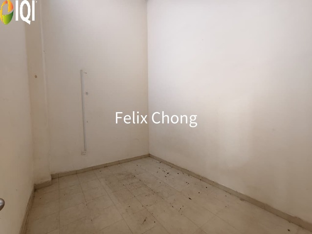 Bandar Putra Kulai Single Storey Corner Lot,Jalan Terkukur,Kulai,Senai image