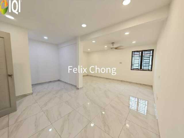 Taman Nusantara 2 Sty Medium,Unblock View,Gelang Patah,Renovated,Extend photo