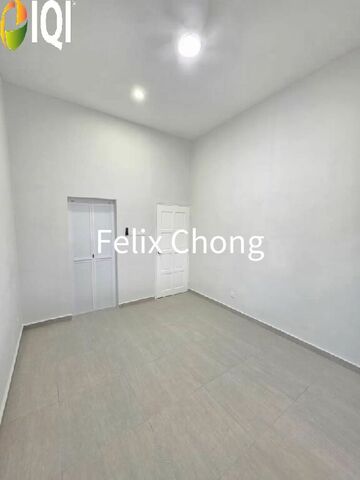 Taman Perling 1 Sty Terrace,Jalan Camar,Tampoi,Skudai,Renovated,Extend image