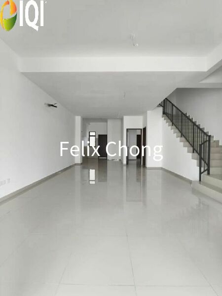 Bandar Dato Onn 2 Sty Terrace,Jalan Permata,Johor Bahru,Brand New