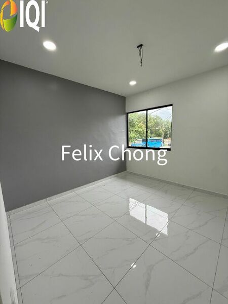 Taman Mount Austin 2 Sty Low Cost Corner,Mutiara Emas,Johor Bahru,Renovated