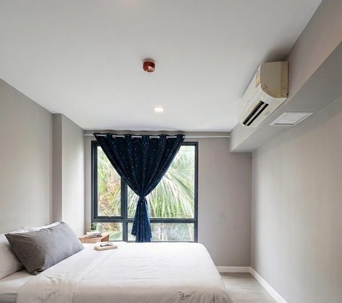 Metro Luxe Riverfront Rattanatibet