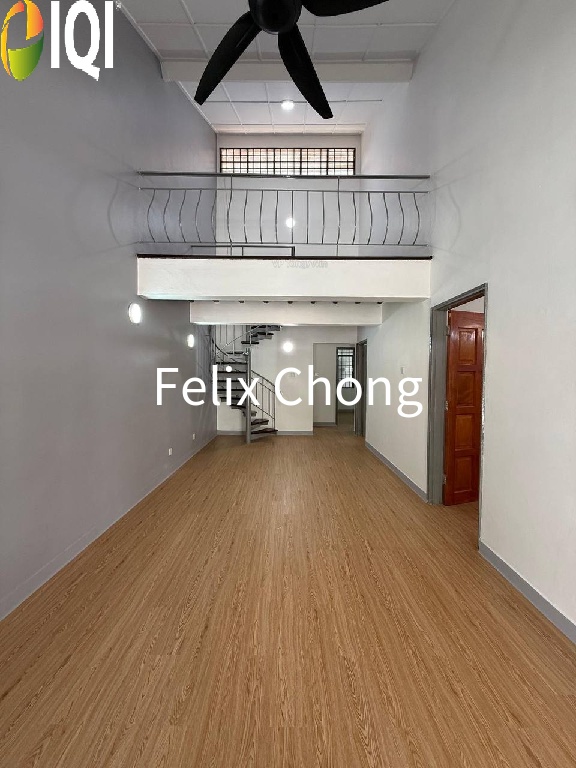 Taman Molek 1.5 Sty Terrace,Gng,Johor Bahru,Unblock View,Renovated image