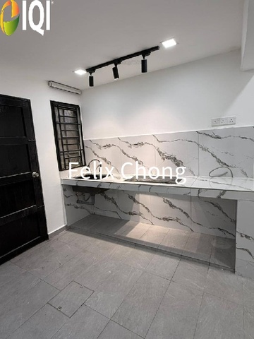 Taman Nora 2 Sty Medium Cost,Jalan Berlian,Ulu Tiram,Renovated,Extend image