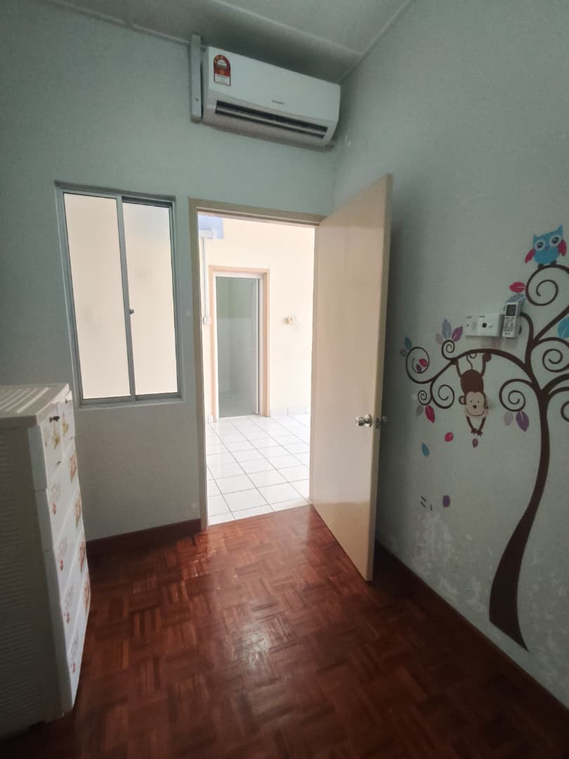 Beverly Hills 3 image