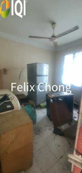 Taman Kempas Low Cost Flat,Jalan Dataran,Johor Bahru,Level 3