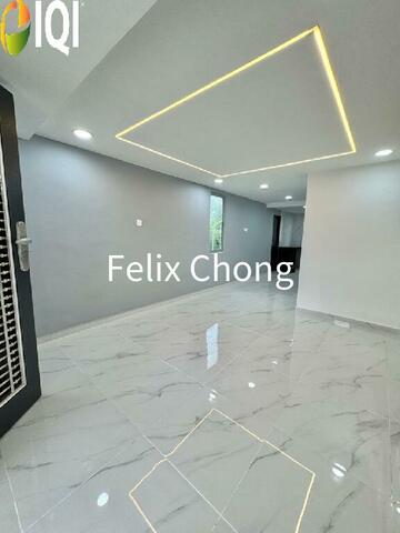 Taman Rinting 2 Sty Low Cost Endlot,Jalan Geharu,Masai,Renovated image