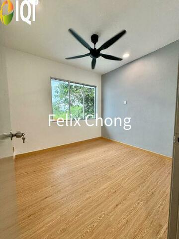 Taman Rinting 2 Sty Low Cost Endlot,Jalan Geharu,Masai,Renovated image