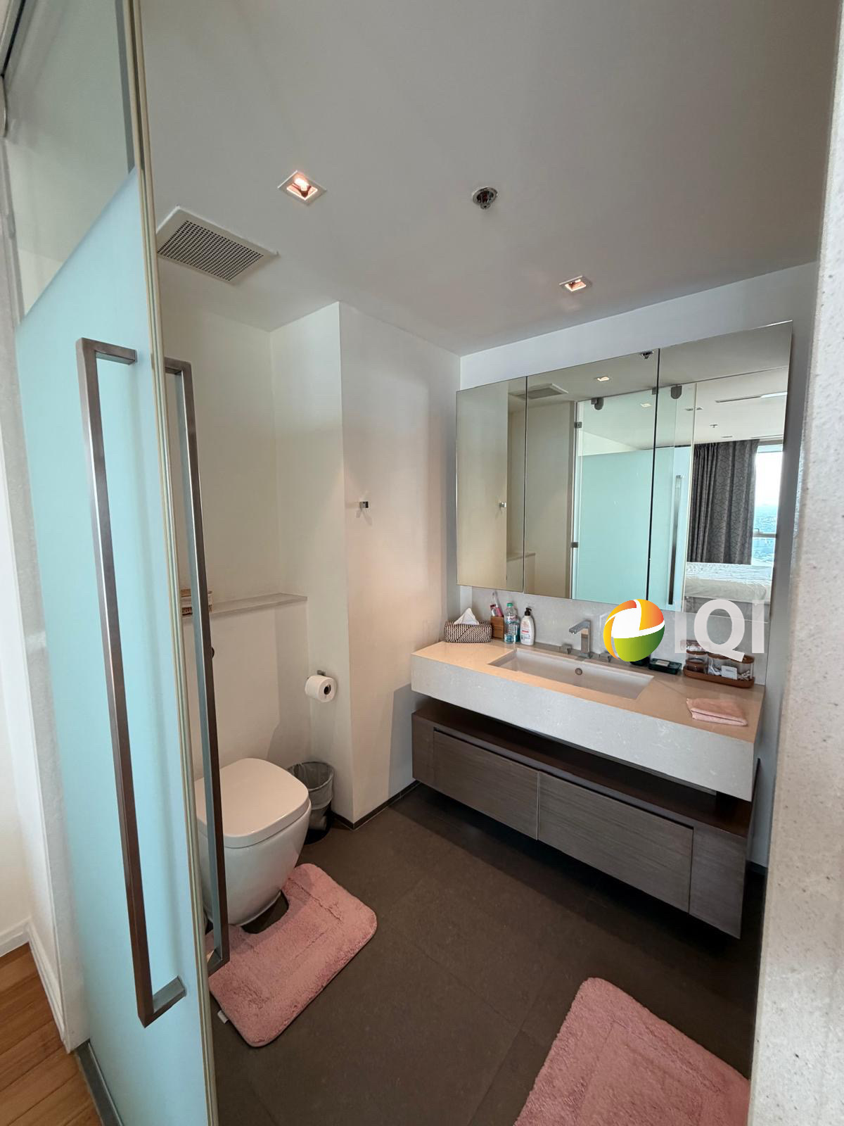 The River by Raimon Land Duplex Luxury Riverfront Living For Sale (Tenanted Investment) image