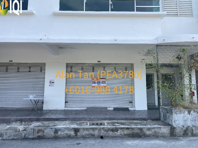 AIR PUTIH, KUANTAN (Opposite Andorra Peak) image