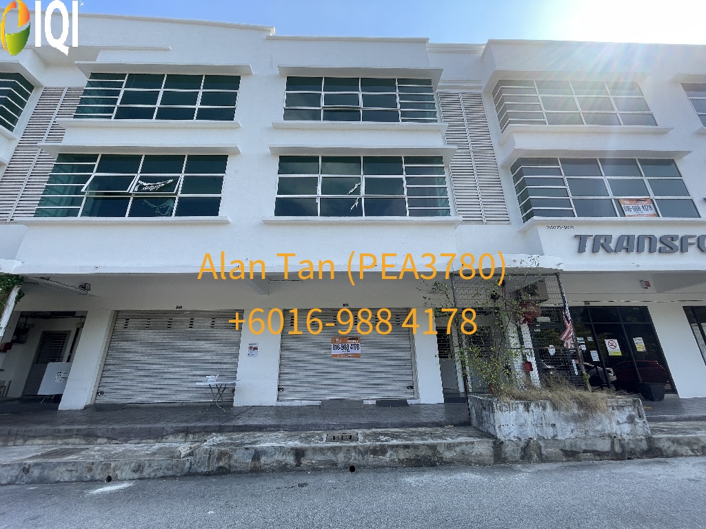 AIR PUTIH, KUANTAN (Opposite Andorra Peak) image