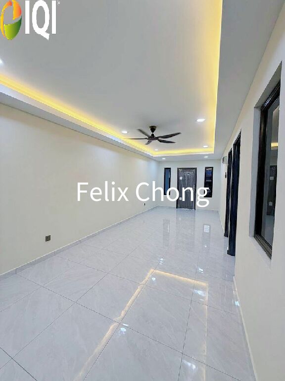 Taman Johor Jaya 1 Sty Low Cost,Jalan Bakawali,Johor Jaya,Renovated image