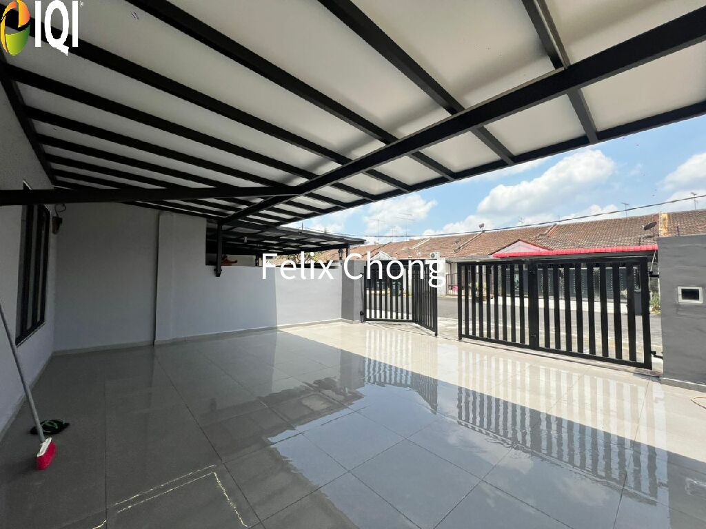 Taman Putri Kulai 1 Sty Corner Lot,Renovated,Extend,Jalan Sri Putri,Kulai image