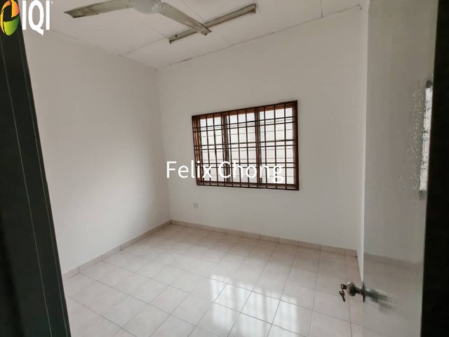 Taman Mutiara Rini 2 Sty Terrace,Jalan Bakti,Skudai,Renovated,Unblock image