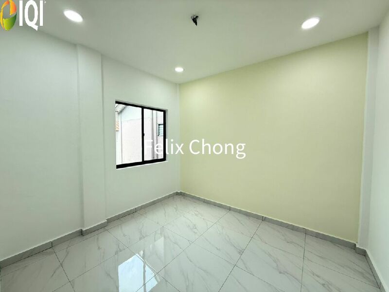 Bandar Baru Kangkar Pulai Low Cost Flat,Level 3,Renovated,Skudai