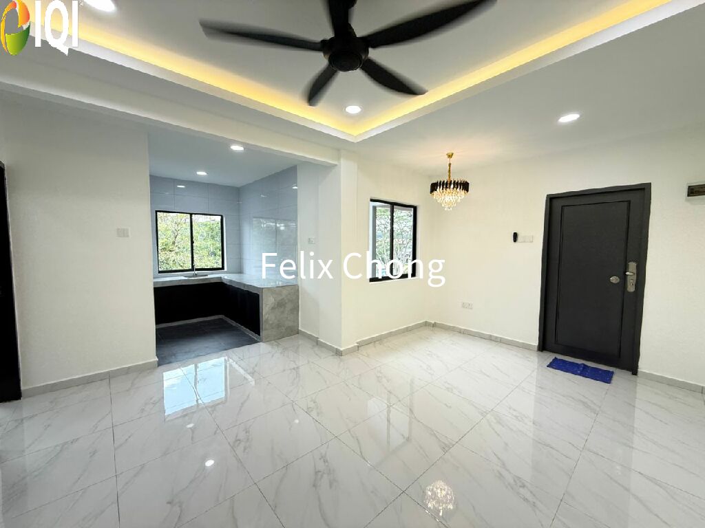 Bandar Baru Kangkar Pulai Low Cost Flat,Level 3,Renovated,Skudai image