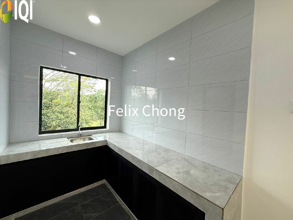 Bandar Baru Kangkar Pulai Low Cost Flat,Level 3,Renovated,Skudai image