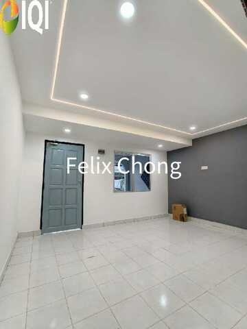 Taman Megah Ria 2 Sty Low Cost,Jalan Cenderai,Masai,Renovated,Extend photo