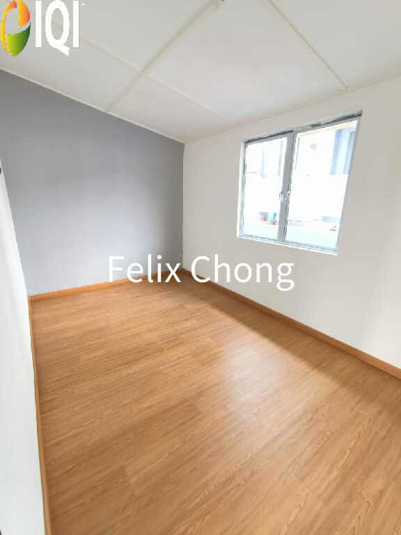 Taman Megah Ria 2 Sty Low Cost,Jalan Cenderai,Masai,Renovated,Extend image