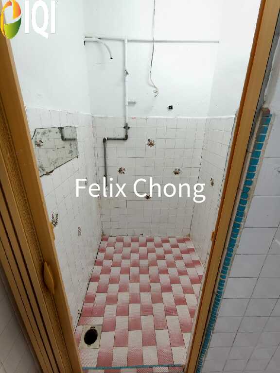 Taman Megah Ria 2 Sty Low Cost,Jalan Cenderai,Masai,Renovated,Extend image