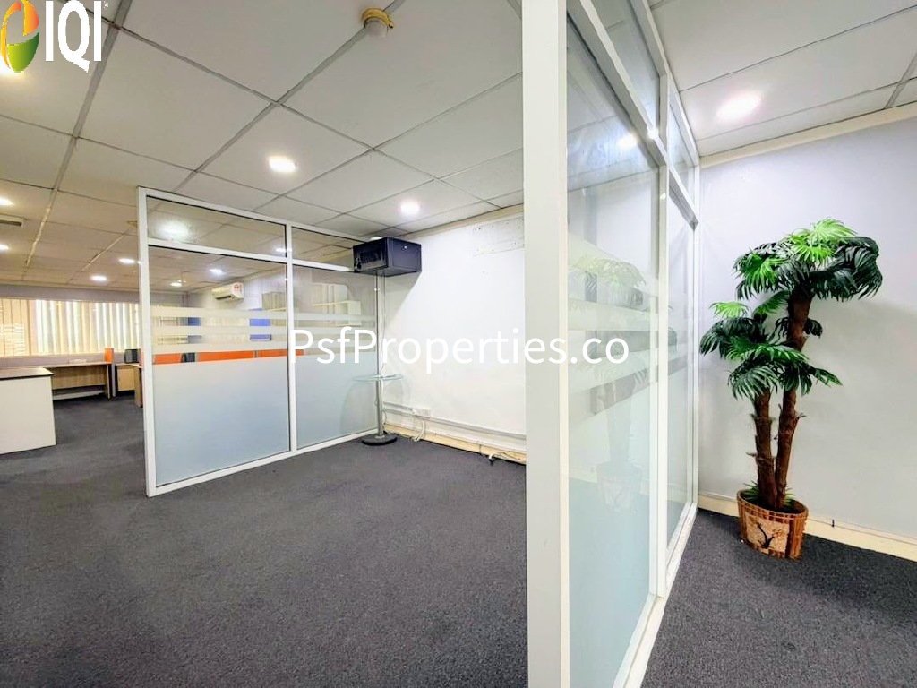 Worldwide Business Park image