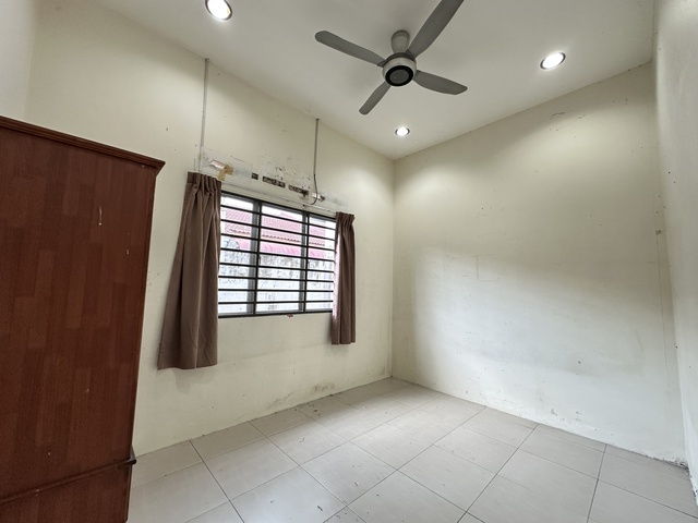 Taman Telok image
