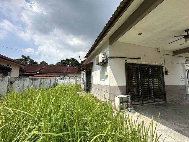 Taman Telok image