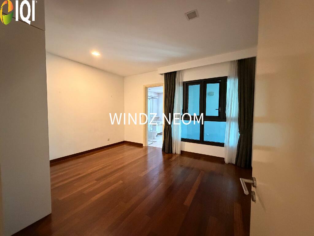 Sastra U-Thant image