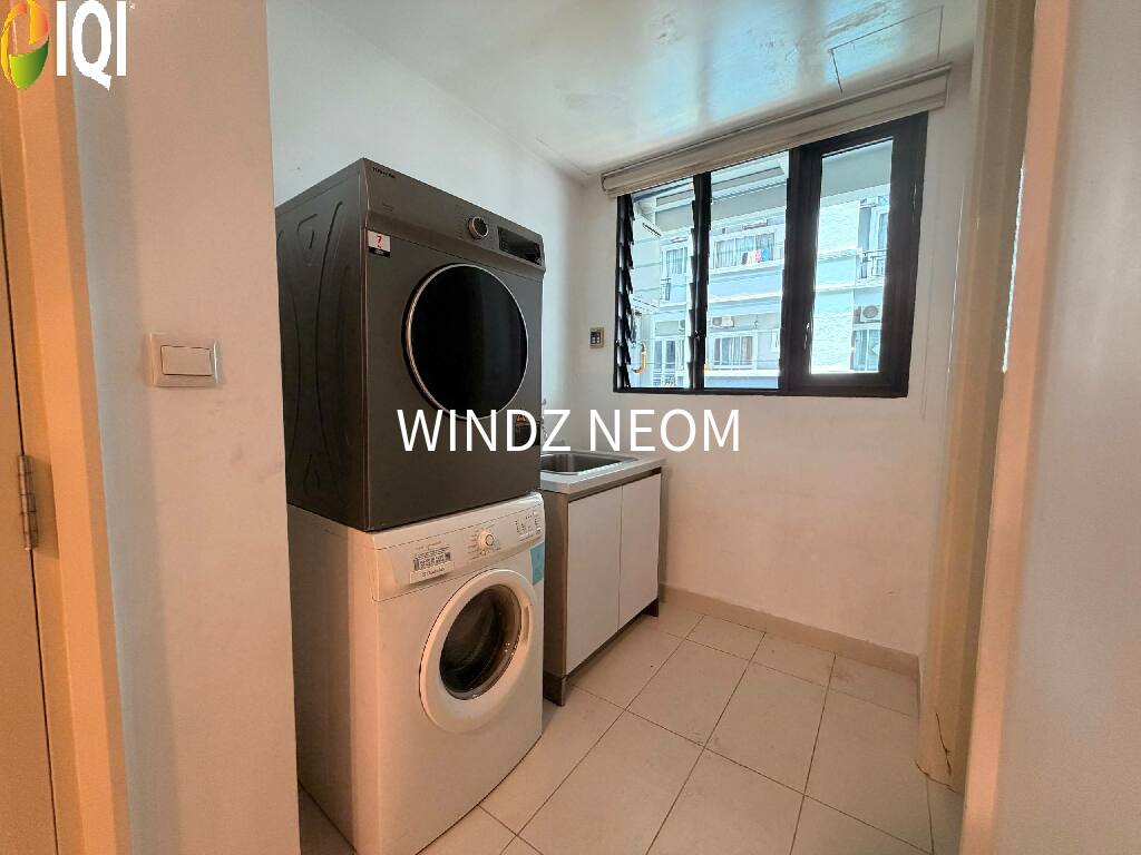 Sastra U-Thant image