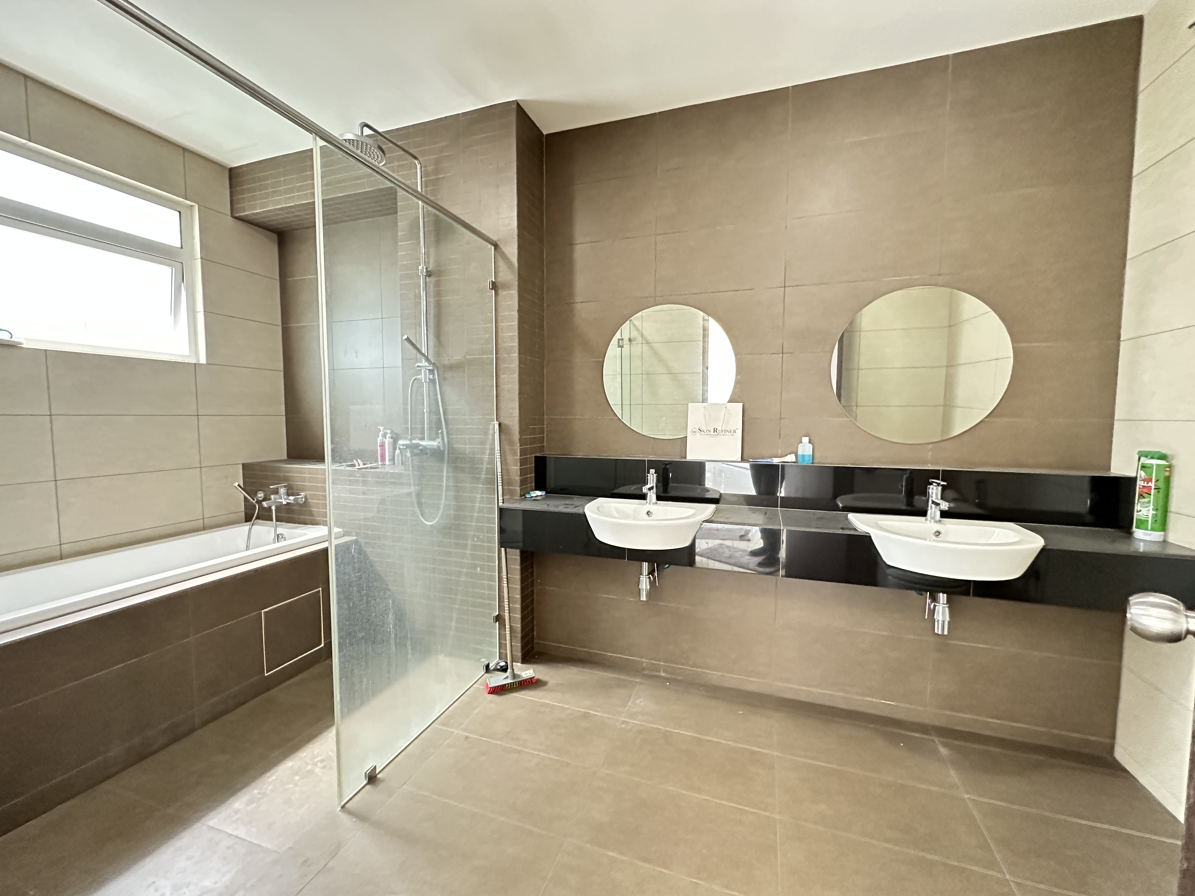 Ambang Botanic 2 image