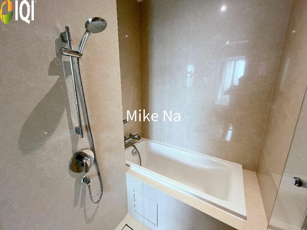 Pavilion Ceylon Hill image