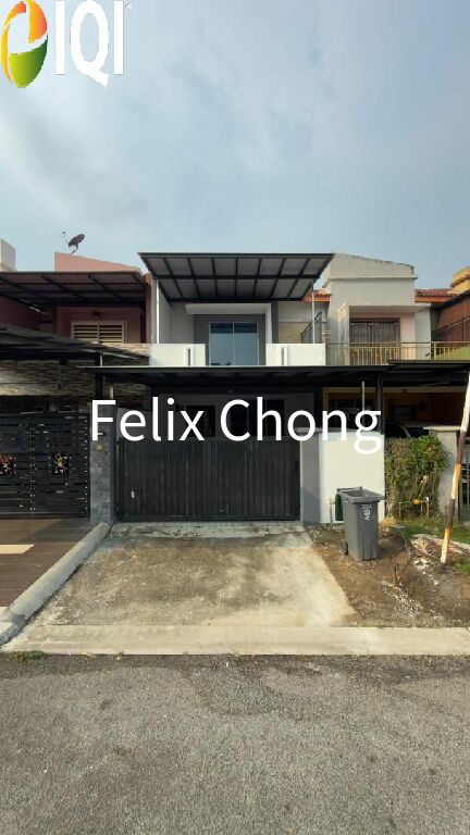Kelapa Sawit Double Storey Terrace,Scientex,Kulai,Renovated,Extend,Bumi image