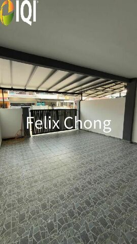 Kelapa Sawit Double Storey Terrace,Scientex,Kulai,Renovated,Extend,Bumi image