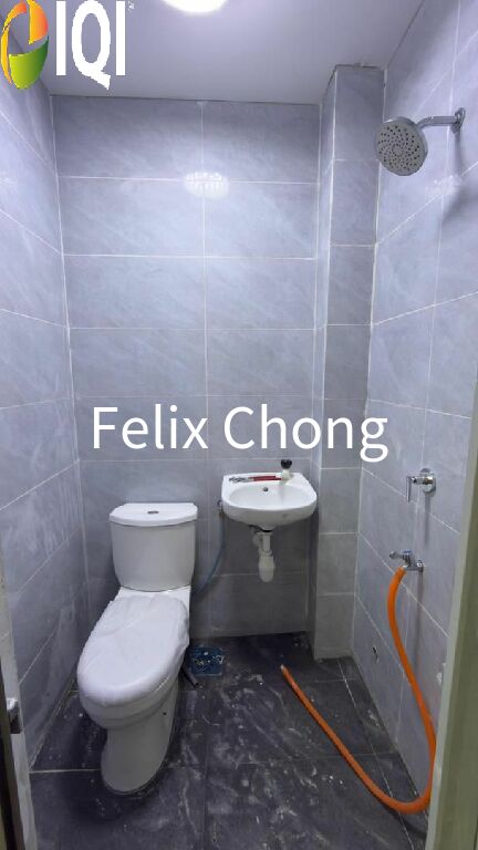 Kelapa Sawit Double Storey Terrace,Scientex,Kulai,Renovated,Extend,Bumi image