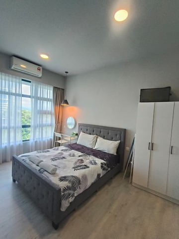 Jesselton Quay Central image