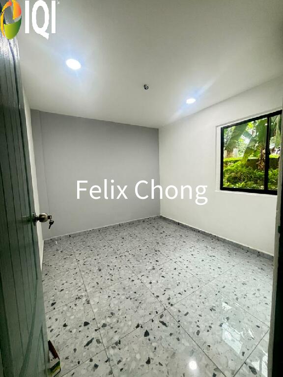 Bandar Selesa Jaya Low Cost Flat,Ground Floor,Skudai,Renovated image