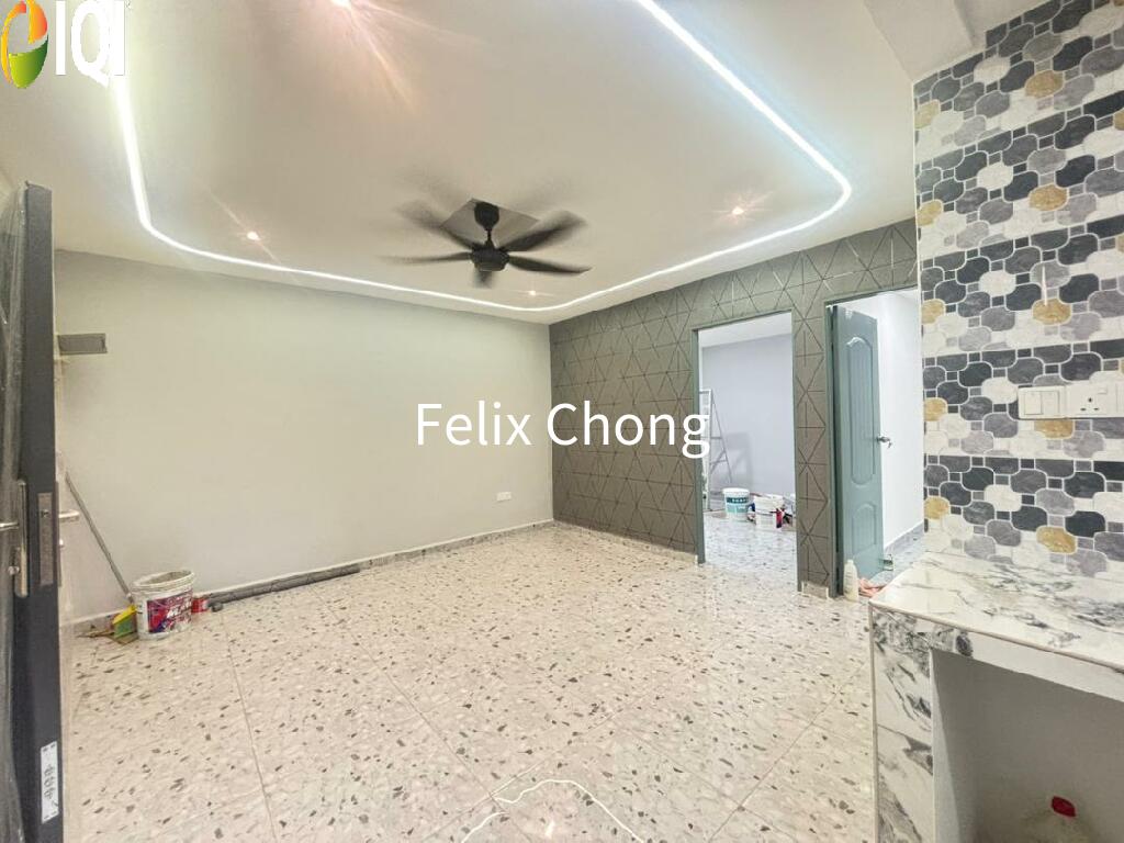 Bandar Selesa Jaya Low Cost Flat,Ground Floor,Skudai,Renovated image
